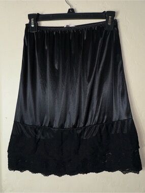 Melody Vintage Black Satin Half Slip Skirt Floral Lace Hem Elastic Waist S Kore